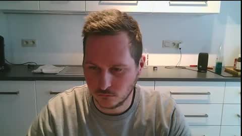 Snapshot of lucas1996_ chatting on 01-30-25, 02:25 Lucas online show from 01-30-25, 02:25