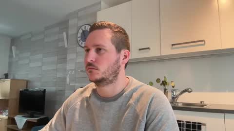 Snapshot of lucas1996_ chatting on 03-12-25, 12:15 Lucas online show from 03-12-25, 12:15