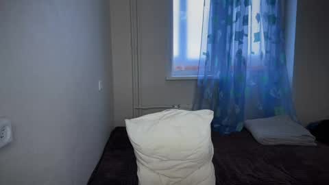 Snapshot of lucas_dany chatting on 12-06-24, 06:15 Lucas Gill online show from 12-06-24, 06:15