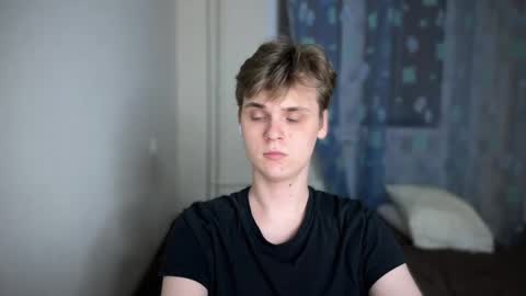 Snapshot of lucas_dany chatting on 12-12-24, 06:21 Lucas Gill online show from 12-12-24, 06:21