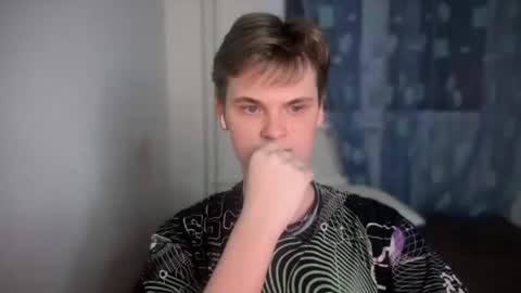 Snapshot of lucas_dany chatting on 12-15-24, 08:47 Lucas Gill online show from 12-15-24, 08:47