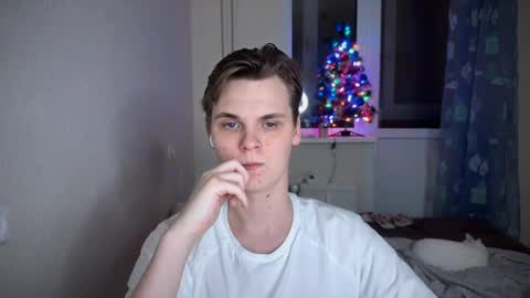 Snapshot of lucas_dany chatting on 12-17-24, 05:15 Lucas Gill online show from 12-17-24, 05:15