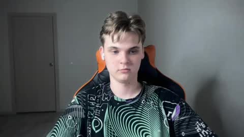 Snapshot of lucas_dany chatting on 01-06-25, 11:31 Lucas Gill online show from 01-06-25, 11:31