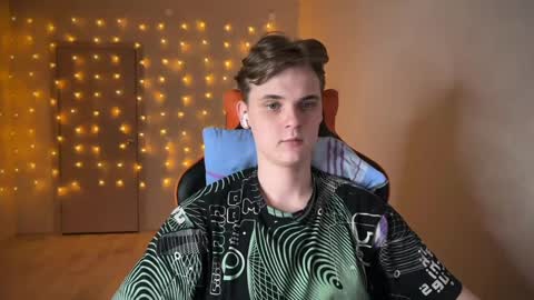 Snapshot of lucas_dany chatting on 01-10-25, 05:34 Lucas Gill online show from 01-10-25, 05:34