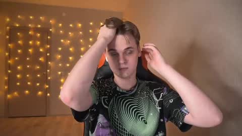 Snapshot of lucas_dany chatting on 01-12-25, 03:14 Lucas Gill online show from 01-12-25, 03:14