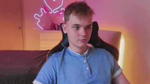 Snapshot of lucas_dany chatting on 09-11-25, 02:55 Lucas Gill online show from 09-11-25, 02:55