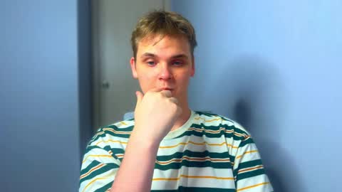 Snapshot of lucas_dany chatting on 10-19-25, 10:43 Lucas Gill online show from 10-19-25, 10:43