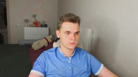 Lucas Gill online show from 11-28-25, 02:20