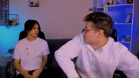 lucas_long_ online show from 11-12-25, 09:42