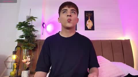 Snapshot of lucas_lovee chatting on 02-19-26, 02:51 Lucas lovee online show from 02-19-26, 02:51