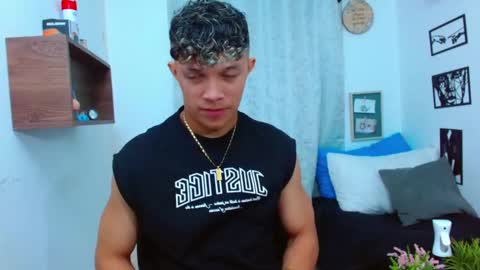 Lucas Luxx online show from 01-15-26, 12:21