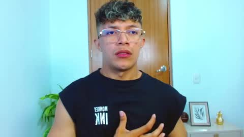 Lucas Luxx online show from 02-25-26, 04:49