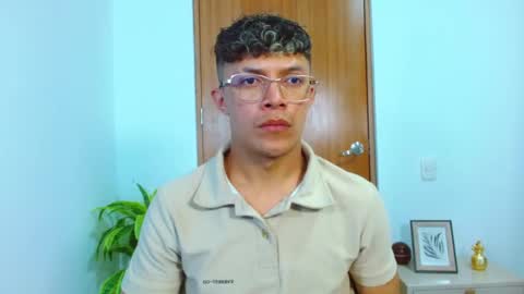 Lucas Luxx online show from 02-26-26, 05:01