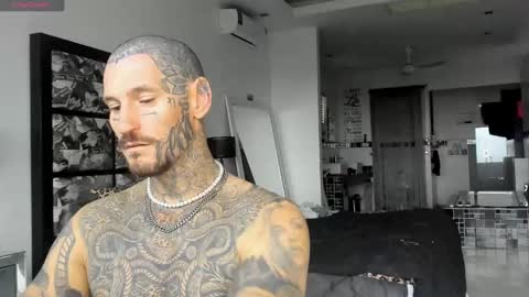 lucasexclusive online show from 12-12-24, 09:51