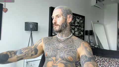 lucasexclusive online show from 01-18-25, 08:41