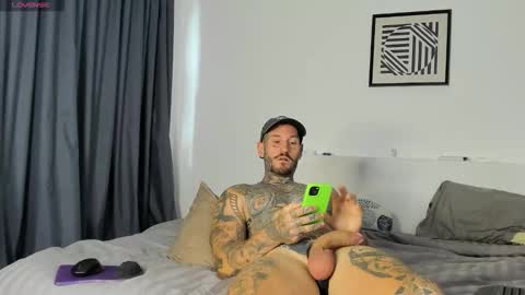 lucasexclusive online show from 12-14-25, 05:02