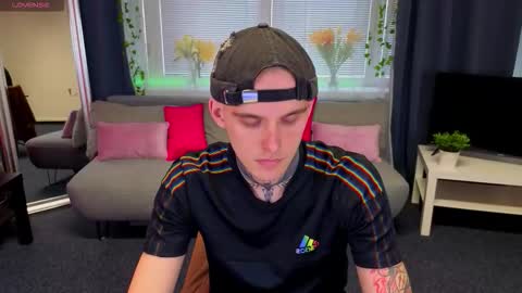 Snapshot of lucassmorgan chatting on 02-24-26, 01:31 Lucas online show from 02-24-26, 01:31