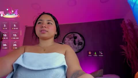 L U C C I A online show from 01-06-26, 05:33