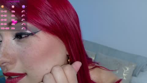 Snapshot of luccycollins_ chatting on 02-07-25, 02:26 Luccy online show from 02-07-25, 02:26
