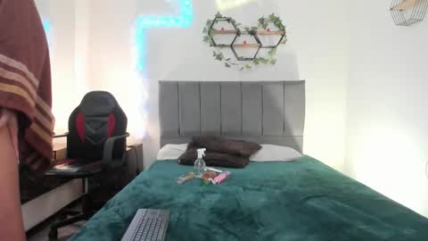 Lucero  online show from 11-21-25, 03:16