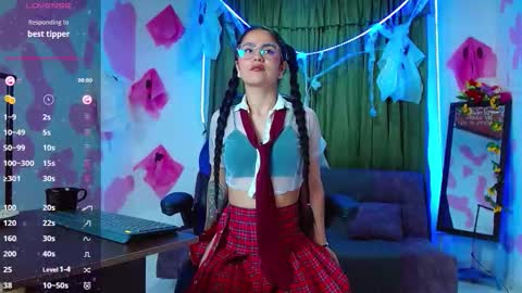 lucessita online show from 10-22-25, 02:34