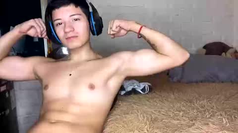 Snapshot of luchosaando chatting on 01-07-25, 06:14 Felipe online show from 01-07-25, 06:14