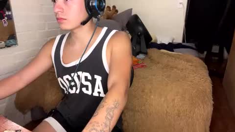 Snapshot of luchosaando chatting on 01-09-25, 06:27 Felipe online show from 01-09-25, 06:27