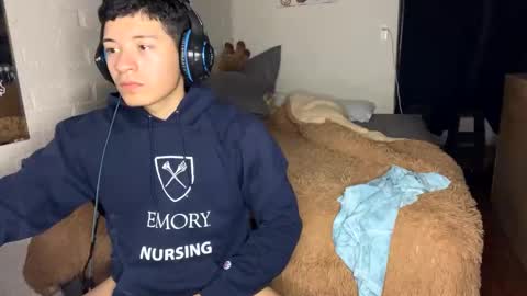 Snapshot of luchosaando chatting on 01-09-25, 09:37 Felipe online show from 01-09-25, 09:37