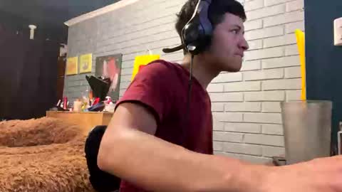 Snapshot of luchosaando chatting on 01-17-25, 01:36 Felipe online show from 01-17-25, 01:36