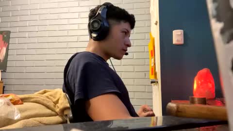 Snapshot of luchosaando chatting on 02-07-25, 03:12 Felipe online show from 02-07-25, 03:12