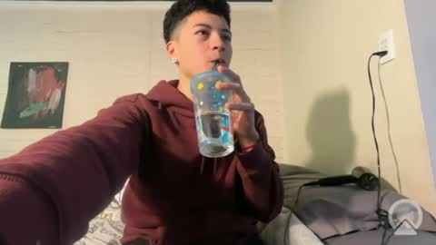 Snapshot of luchosaando chatting on 09-08-25, 10:31 Felipe online show from 09-08-25, 10:31