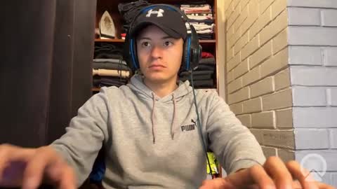 Snapshot of luchosaando chatting on 09-28-25, 12:27 Felipe online show from 09-28-25, 12:27