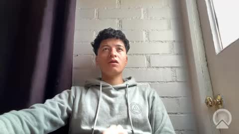 Snapshot of luchosaando chatting on 10-14-25, 02:29 Felipe online show from 10-14-25, 02:29