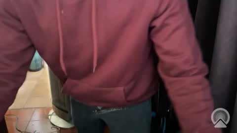 Snapshot of luchosaando chatting on 10-28-25, 03:04 Felipe online show from 10-28-25, 03:04