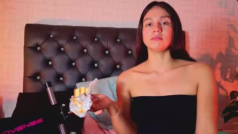 Luciana Ramirez  Sofia Collins online show from 10-22-25, 04:51