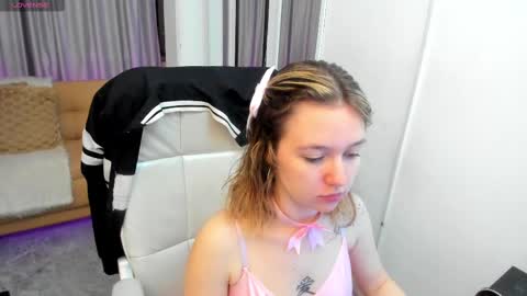 lucia_copper online show from 11-12-25, 12:49