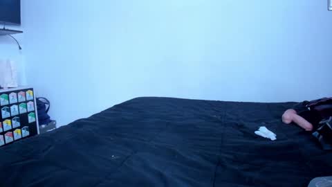 Snapshot of lucia_fuster chatting on 01-13-25, 06:16 Lucia online show from 01-13-25, 06:16