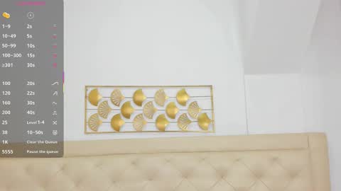 lucia_lorenz online show from 12-18-25, 11:27