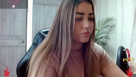 Snapshot of lucia_star_ chatting on 02-05-26, 05:17 lucia star online show from 02-05-26, 05:17