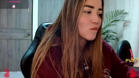 Snapshot of lucia_star_ chatting on 02-14-26, 03:53 lucia star online show from 02-14-26, 03:53