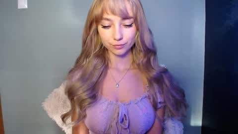 Lucy online show from 10-27-25, 07:34