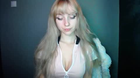 Lucy online show from 11-10-25, 08:19