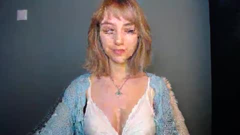 Lucy online show from 02-17-26, 07:38