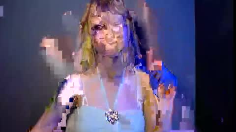 Lucy online show from 03-12-26, 08:37