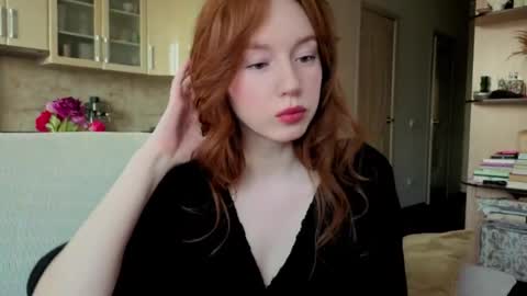 Lucia online show from 04-17-26, 04:10