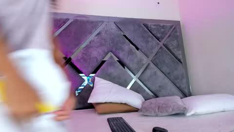 Snapshot of luciagray chatting on 10-03-25, 12:13 Lucia Gray online show from 10-03-25, 12:13