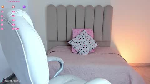 Snapshot of luciana_fuster18 chatting on 12-03-25, 03:47 Luciana online show from 12-03-25, 03:47