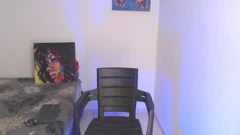 luciana online show from 09-10-25, 01:44