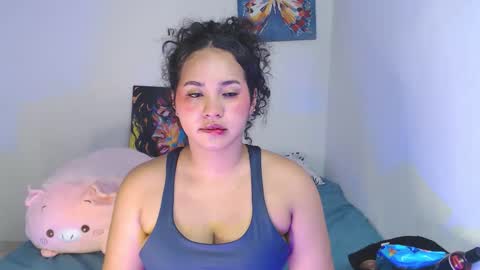 luciana online show from 11-18-25, 05:56