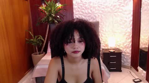 Snapshot of luciana_mj1 chatting on 02-09-26, 11:25 LUCIANA online show from 02-09-26, 11:25